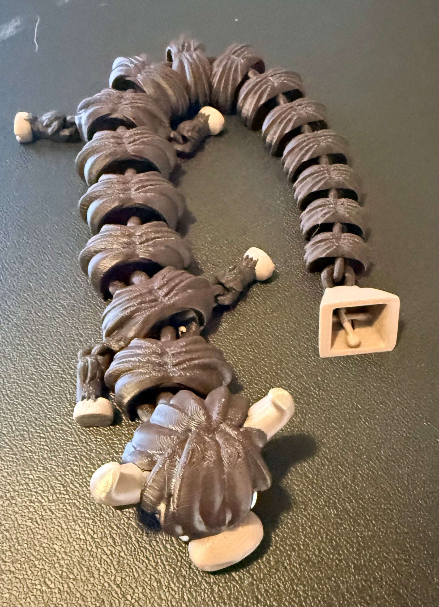 The Showstopper: Large Themed 3D-Printed Articulated Dragons